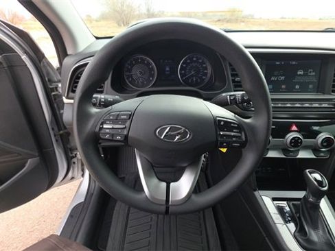 Used 2019 Hyundai Elantra SEL w/ Cargo Package image 24