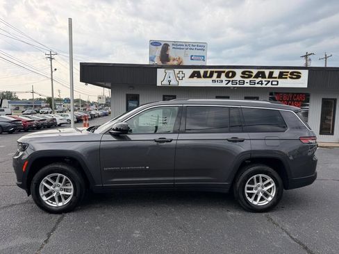 Used 2023 Jeep Grand Cherokee L Laredo w/ Luxury Tech Group I AWD/4WD image 1