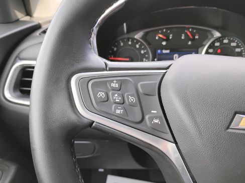 Used 2023 Chevrolet Equinox LT image 10