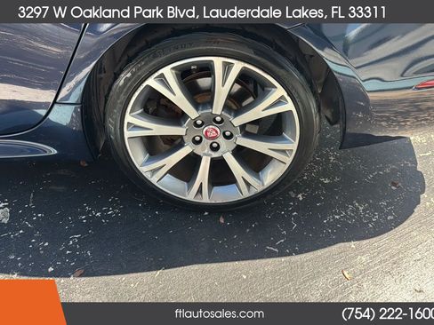 Used 2016 Jaguar XJ AWD/4WD image 17