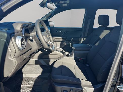 New 2026 Chevrolet Colorado LT image 9