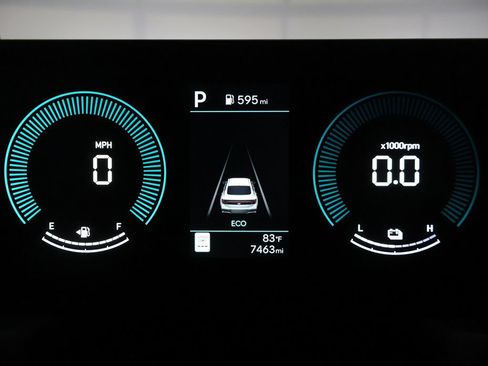 Used 2025 Hyundai Sonata SEL FWD image 33