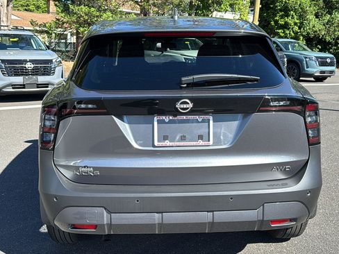 Certified 2025 Nissan Kicks SV AWD/4WD image 23