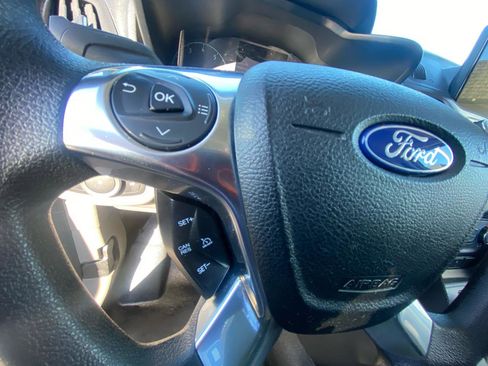 Used 2022 Ford Transit Connect XL image 24