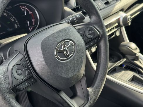 Used 2024 Toyota RAV4 XLE image 17