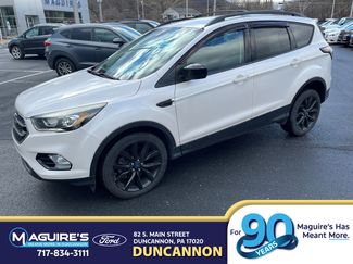 Used 2017 Ford Escape SE w/ Equipment Group 201A video 1