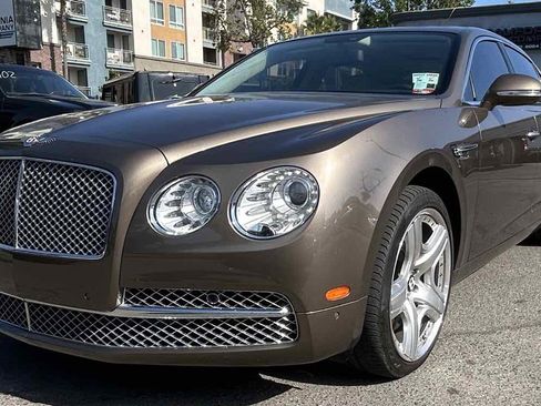Used 2014 Bentley Flying Spur W12 AWD/4WD image 1