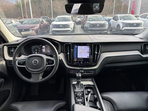 Used 2021 Volvo XC60 T5 Inscription w/ Protection Package Premier image 7