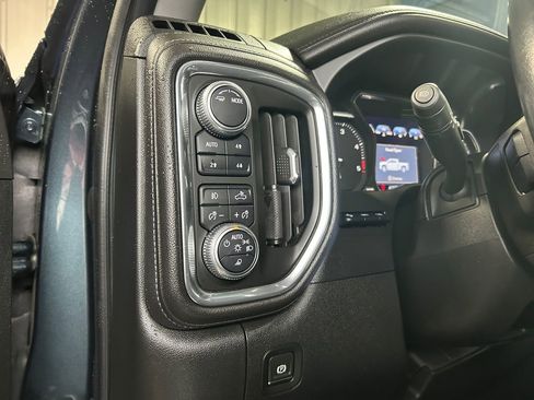 Used 2020 GMC Sierra 2500 Denali w/ Denali Ultimate Package image 21