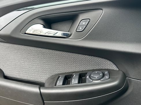 Used 2023 Chevrolet TrailBlazer LT image 11