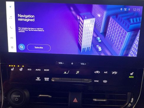 Used 2023 Toyota bZ4X AWD image 9