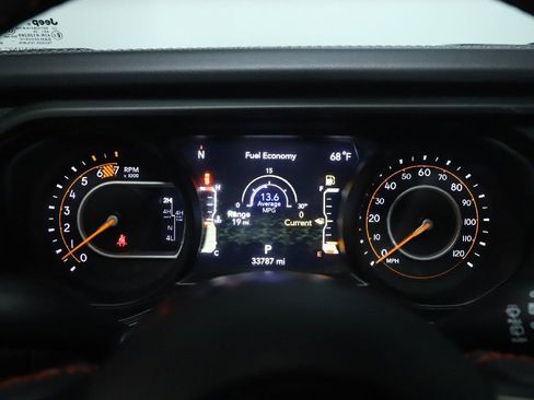 Used 2024 Jeep Wrangler Unlimited Rubicon AWD/4WD image 24