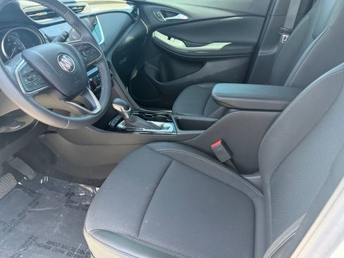 Used 2023 Buick Encore GX Preferred FWD image 19