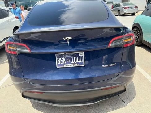 Used 2024 Tesla Model Y Performance AWD/4WD image 10