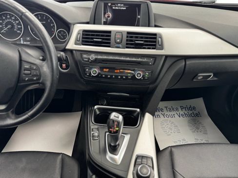 Used 2015 BMW 320i xDrive Sedan image 23