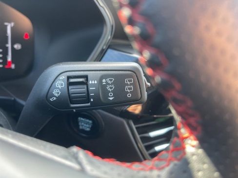 Used 2024 Ford Escape ST-Line image 47