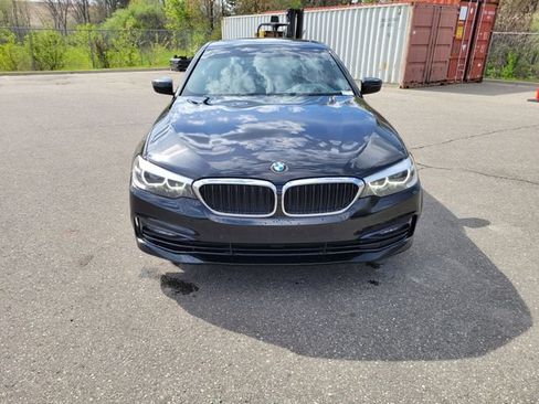 Used 2018 BMW 530i xDrive AWD/4WD image 8