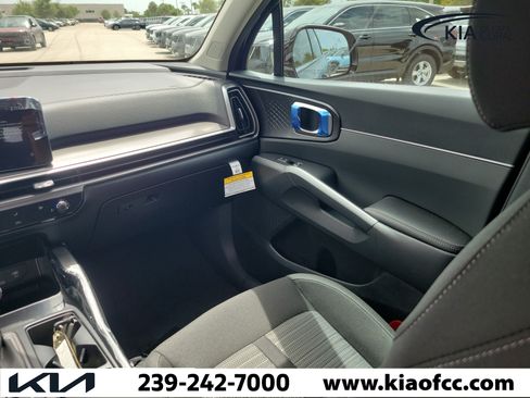 New 2026 Kia Sorento LX FWD image 16