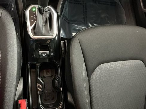 Used 2021 Jeep Renegade Latitude AWD/4WD image 29