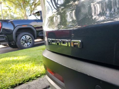 Used 2019 GMC Acadia SLT FWD image 7