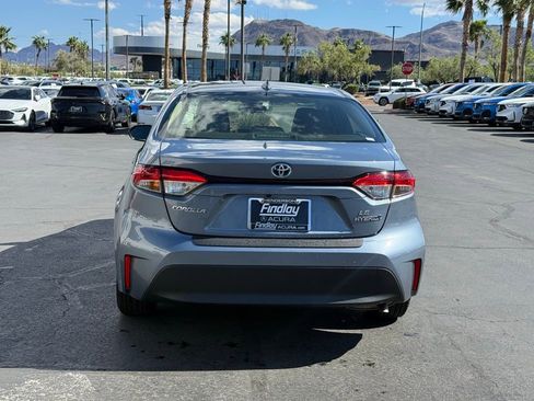 Used 2023 Toyota Corolla LE w/ Carpet Mat Package (TMS) image 4
