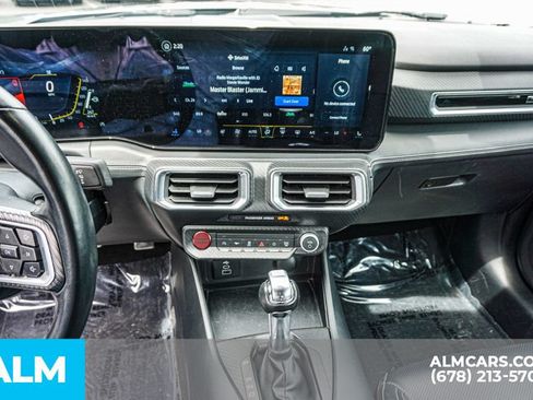 Used 2025 Ford Mustang Premium RWD image 38