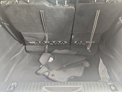 Used 2025 Chrysler Pacifica Limited image 35