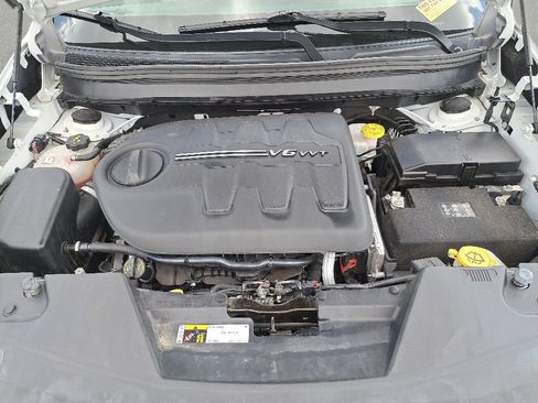 Used 2017 Jeep Cherokee Limited AWD/4WD image 28