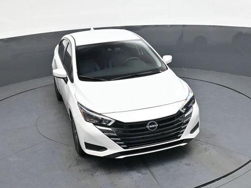 Certified 2025 Nissan Versa SV w/ Trunk Package image 27