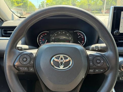 Certified 2024 Toyota RAV4 XLE FWD image 31