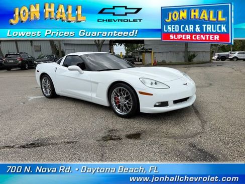 Used 2006 Chevrolet Corvette Coupe w/ Preferred Equipment Group RWD image 1