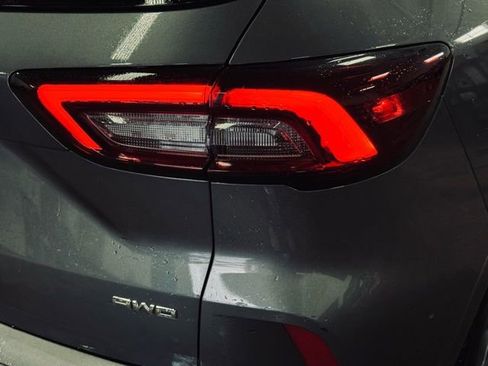 Used 2024 Ford Escape ST-Line image 8