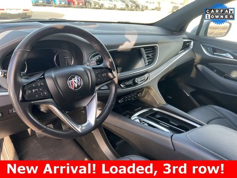 Used 2024 Buick Enclave Premium image 7