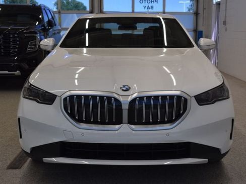 New 2027 BMW 530i xDrive w/ Premium Package AWD/4WD image 3