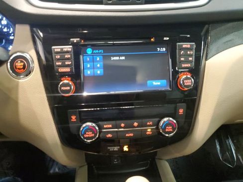 Used 2015 Nissan Rogue SL w/ SL Premium Package image 19