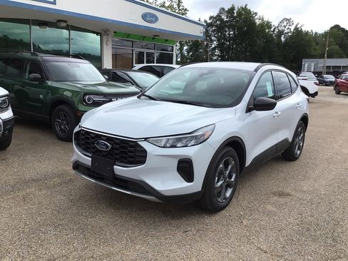 New 2025 Ford Escape ST-Line w/ Equipment Group 301A image 3