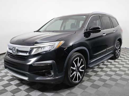 Used 2019 Honda Pilot Touring image 5