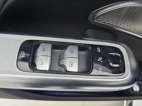 New 2026 Mercedes-Benz E 53 AMG e 4MATIC Sedan image 27