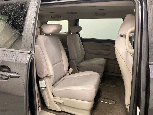 Used 2019 Kia Sedona LX FWD image 26