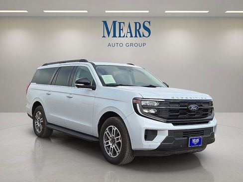 Used 2025 Ford Expedition Max Active image 7