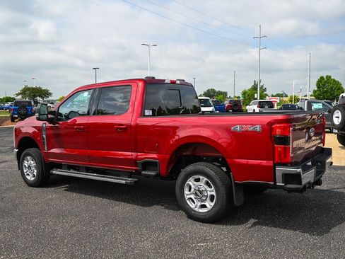 New 2026 Ford F250 XLT w/ XLT Premium Package AWD/4WD image 7