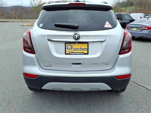 Used 2022 Buick Encore Preferred w/ Safety Package AWD/4WD image 5