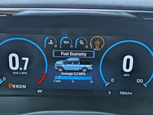 Used 2022 Ford F150 Lariat w/ Equipment Group 502A High AWD/4WD image 11