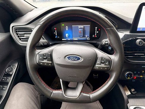 Used 2023 Ford Escape ST-Line Select image 21