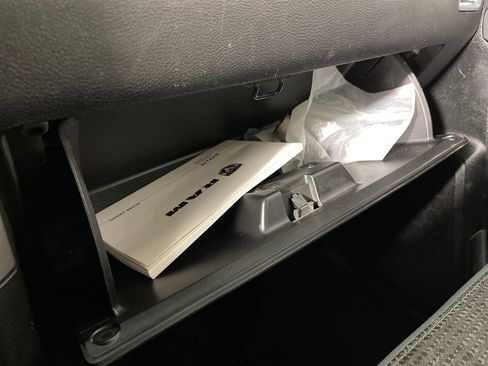 Used 2019 RAM 1500 Big Horn image 25