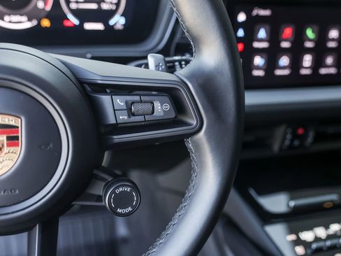 Certified 2024 Porsche Cayenne S image 21