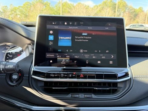 New 2026 Jeep Compass Latitude image 18