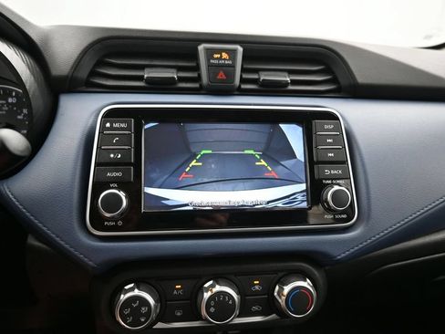 Used 2025 Nissan Versa SV FWD image 16