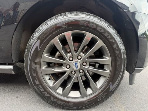 Certified 2019 Ford Expedition Max Limited w/ Driver Assistance Package AWD/4WD image 11