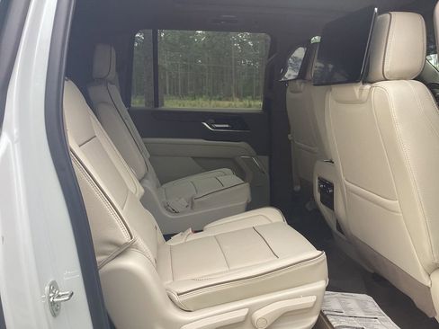 New 2026 GMC Yukon XL Denali w/ Advanced Technology Package RWD image 30